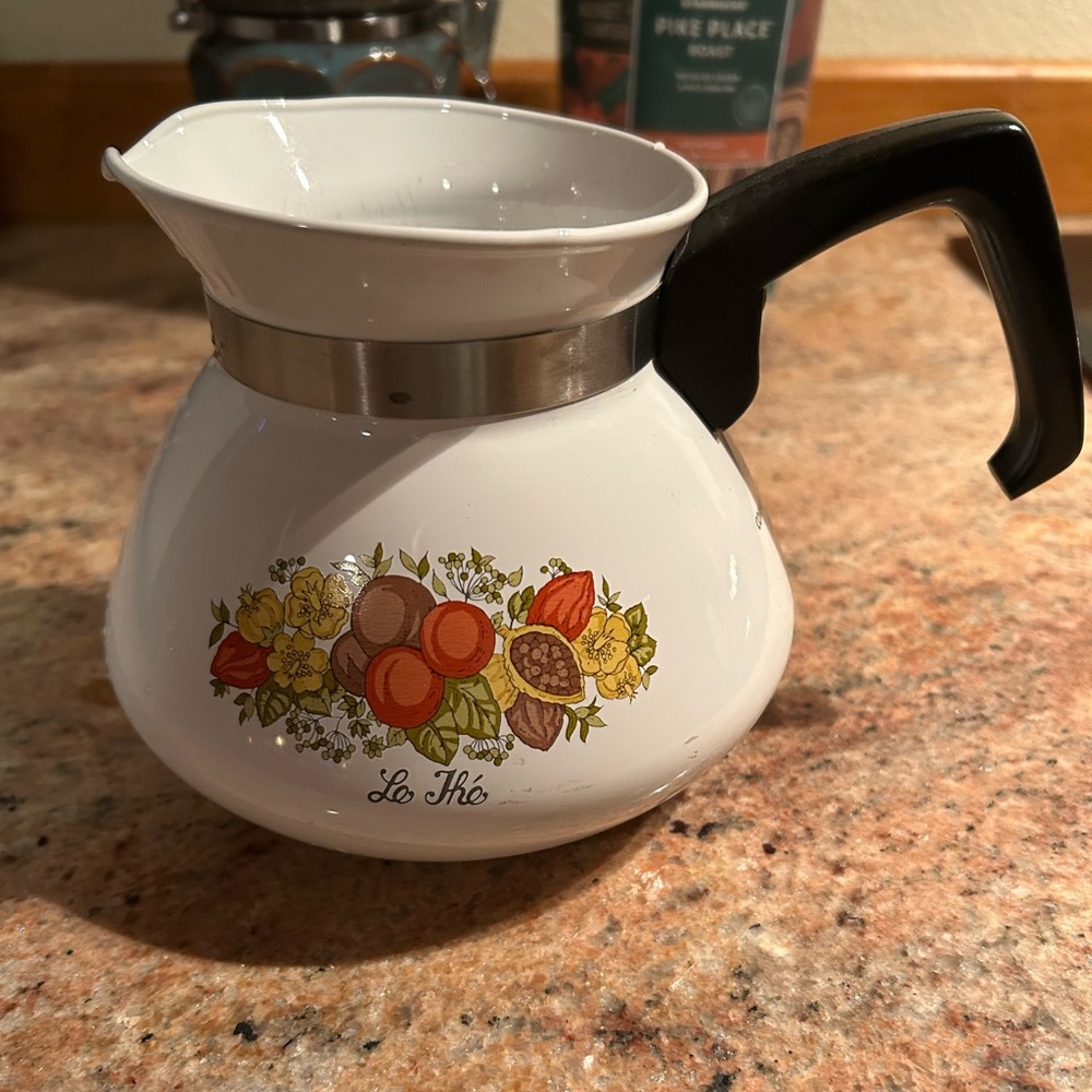 Corningware P-104 “Le The’ “6 cup Teapot w/lid. 1970 Vintage No chips or stains - Picture 3 of 8
